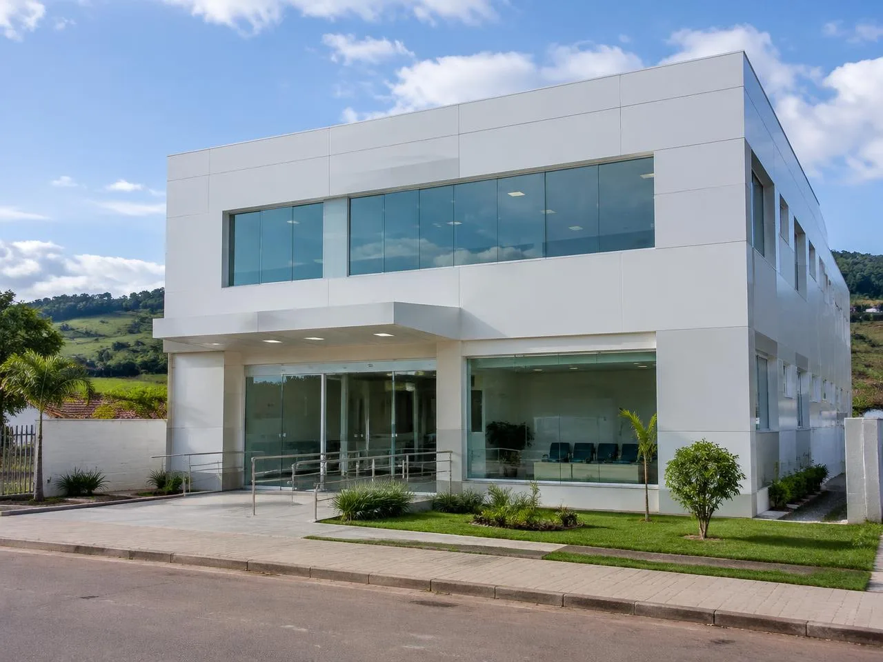 Clínica, banco e escritório, limpeza de ACM em Tatuí e Sorocaba